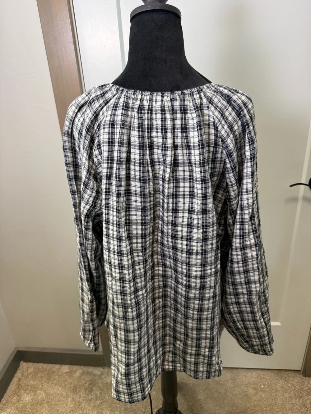 Old Navy Black White Plaid Popover 1/2 Button Blouse Puff Sleeve Cotton Flowy XL